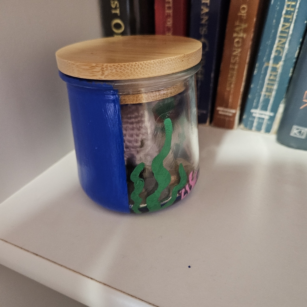 Crochet Octopus in Upcycled Jar - Picture 8 of 8
